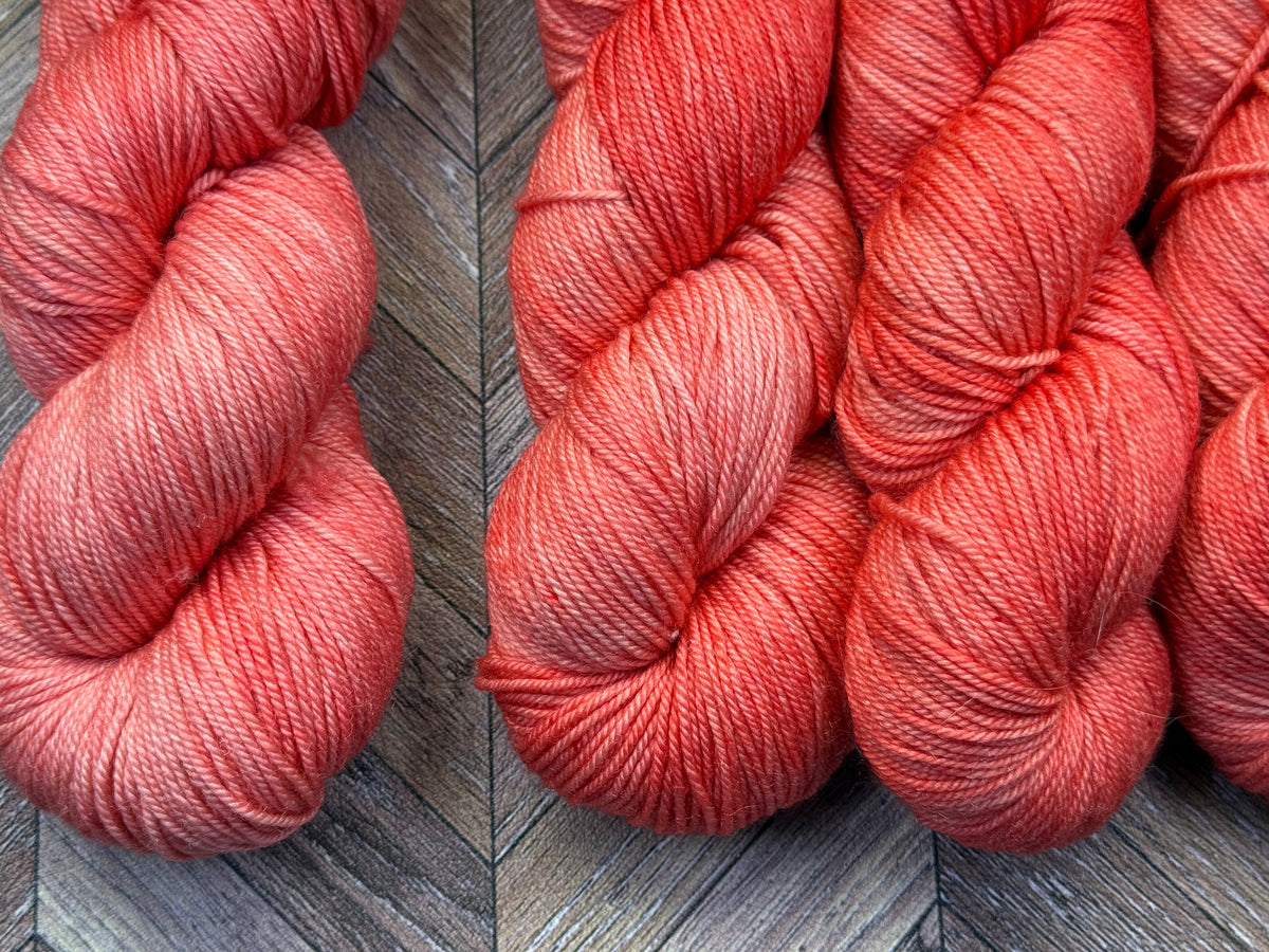 Luxe Silky - Coral Whirl