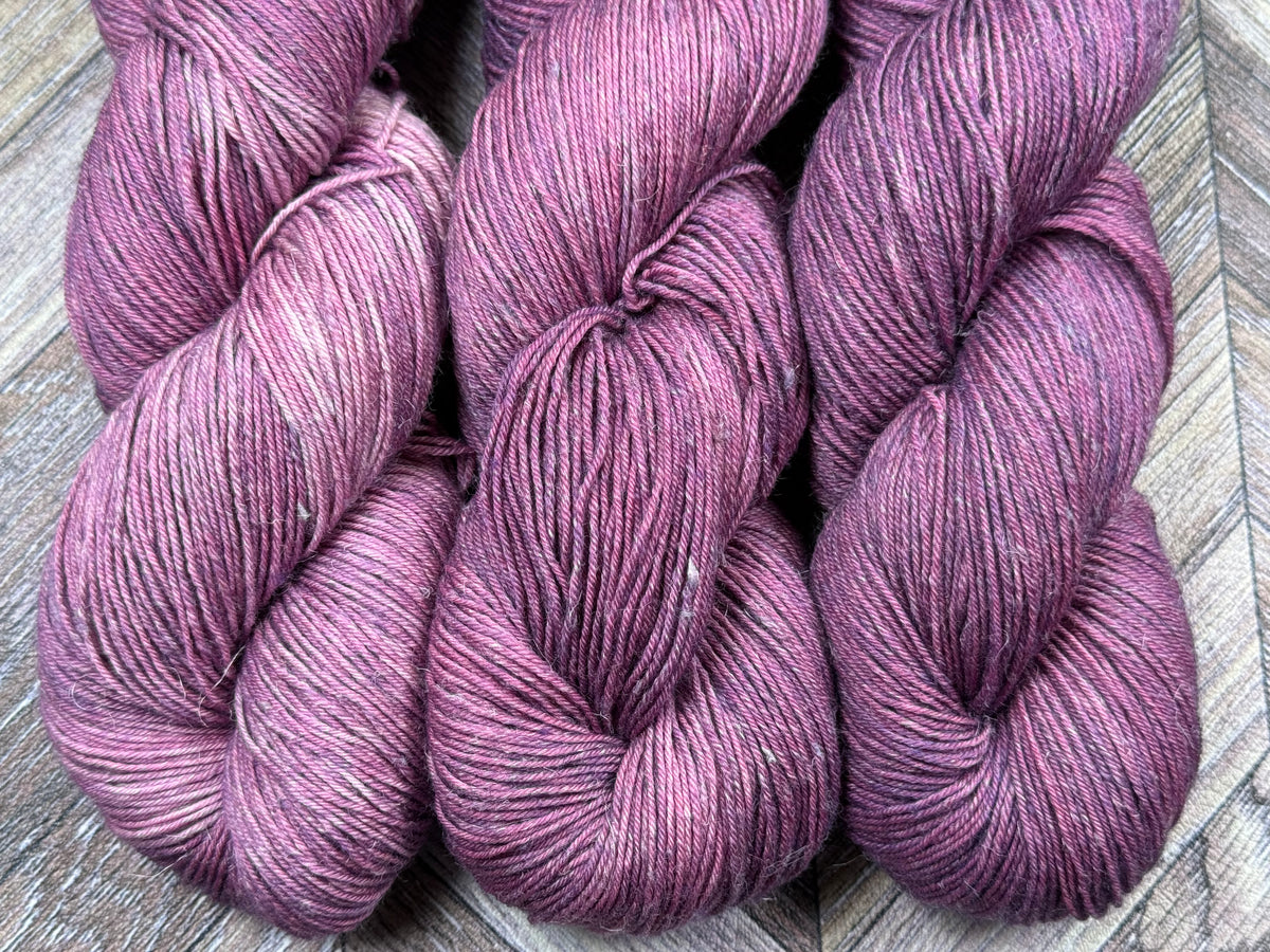 Luxlin Fingering - Wine Bar Kit Fade