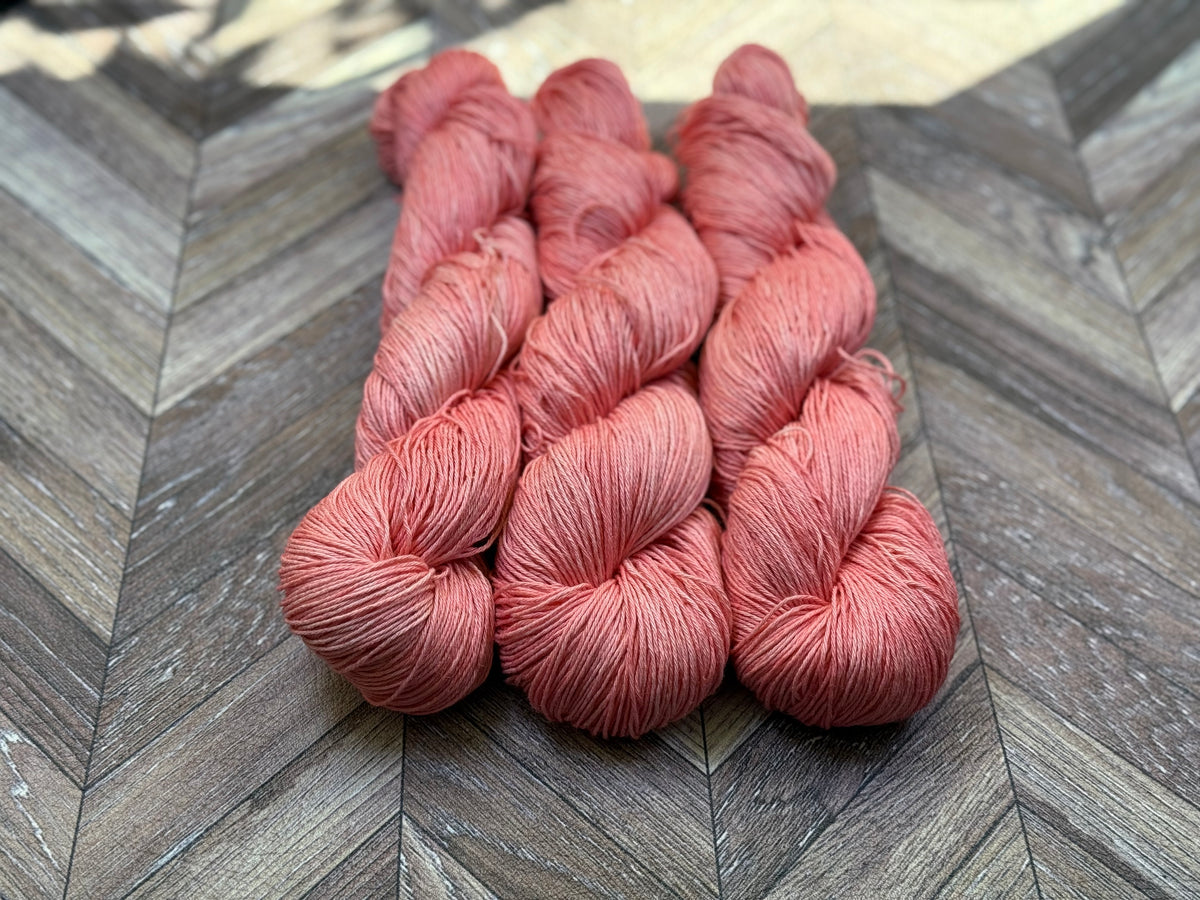 Silken Linen Sport - Coral Current
