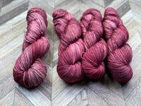 Luxe Silky - Garnet Flame