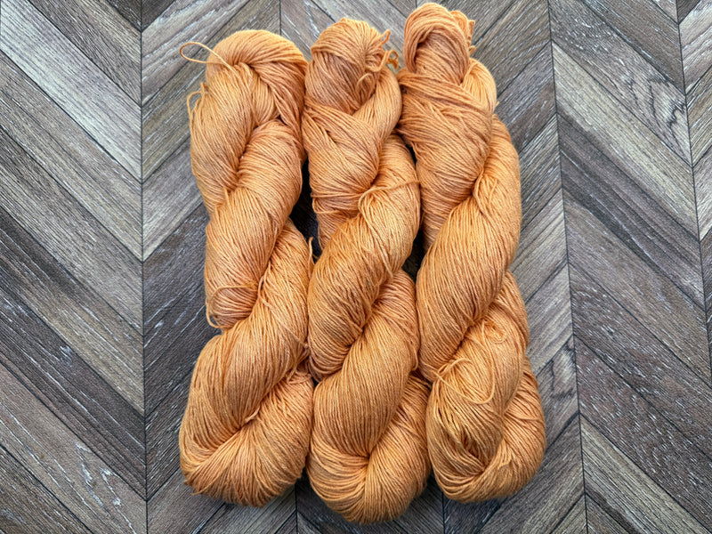 Silken Linen Sport - Chunk of Cheddar