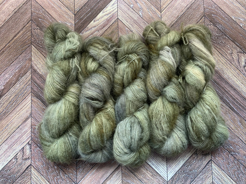 Suri Silk Fluff - Pine Frost