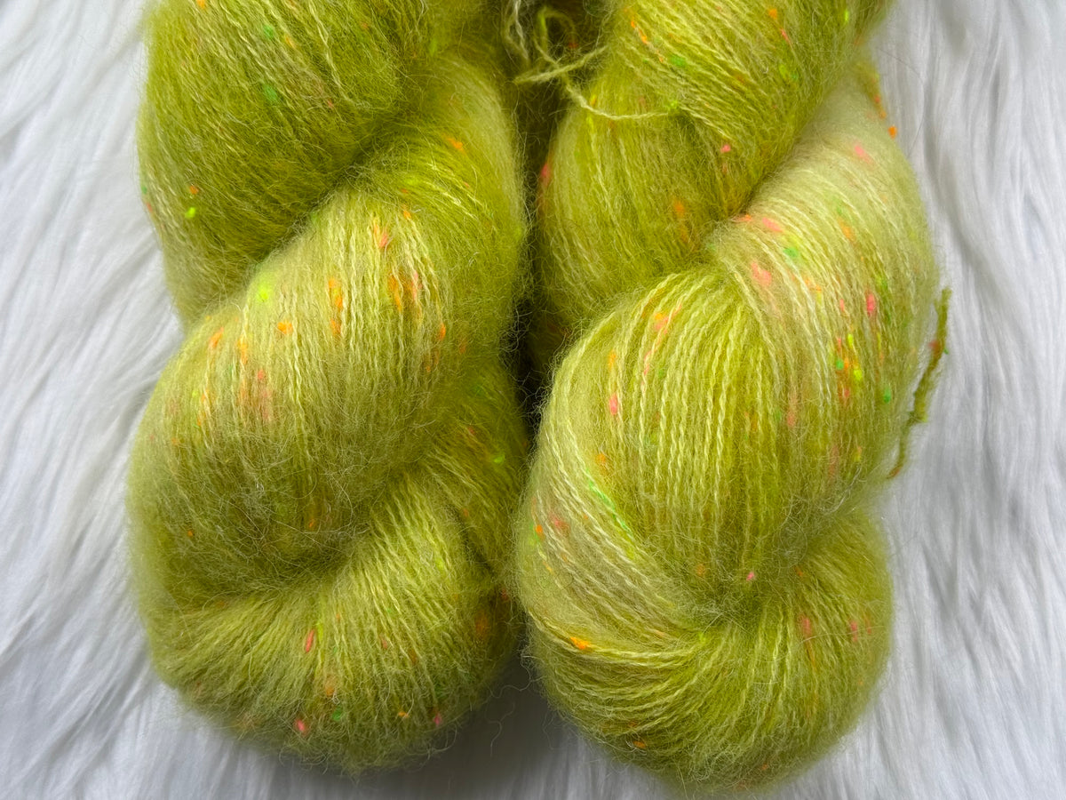 Confetti Glow - Glow Worm