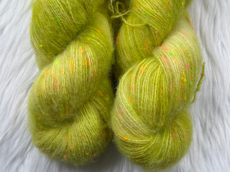 Confetti Fluff - Glow Worm