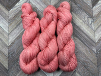 Luxlin Fingering - Coral Current