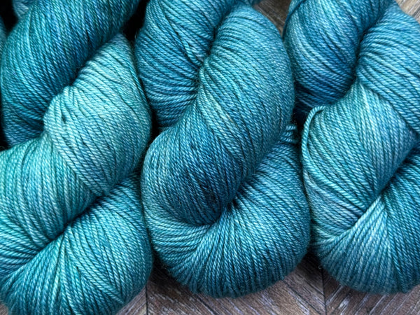 Luxe Silky - Deep Lagoon