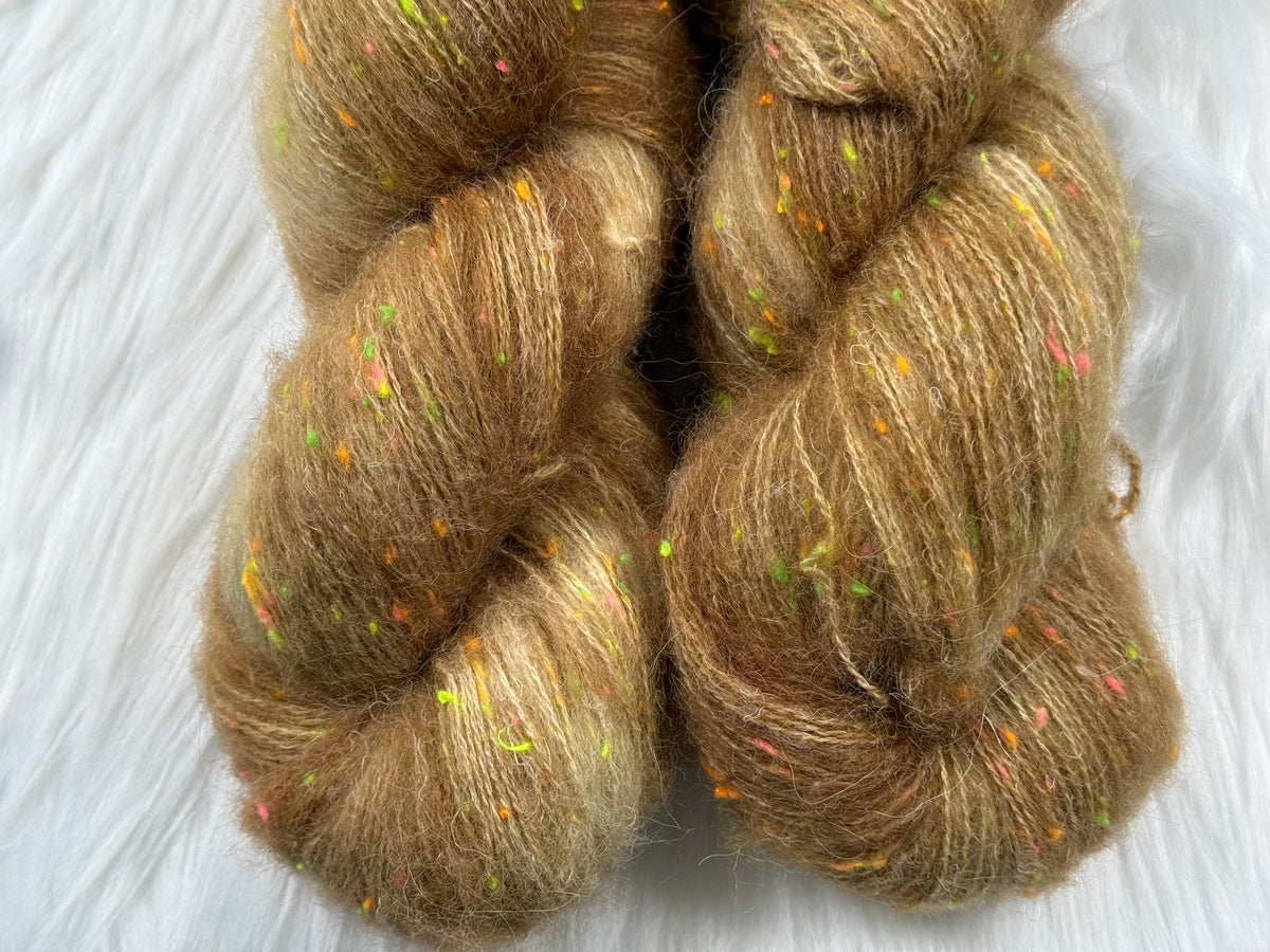 Confetti Glow - Camel