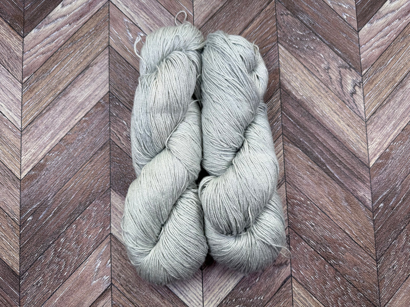 Silken Linen Fingering - Glacier Whisper