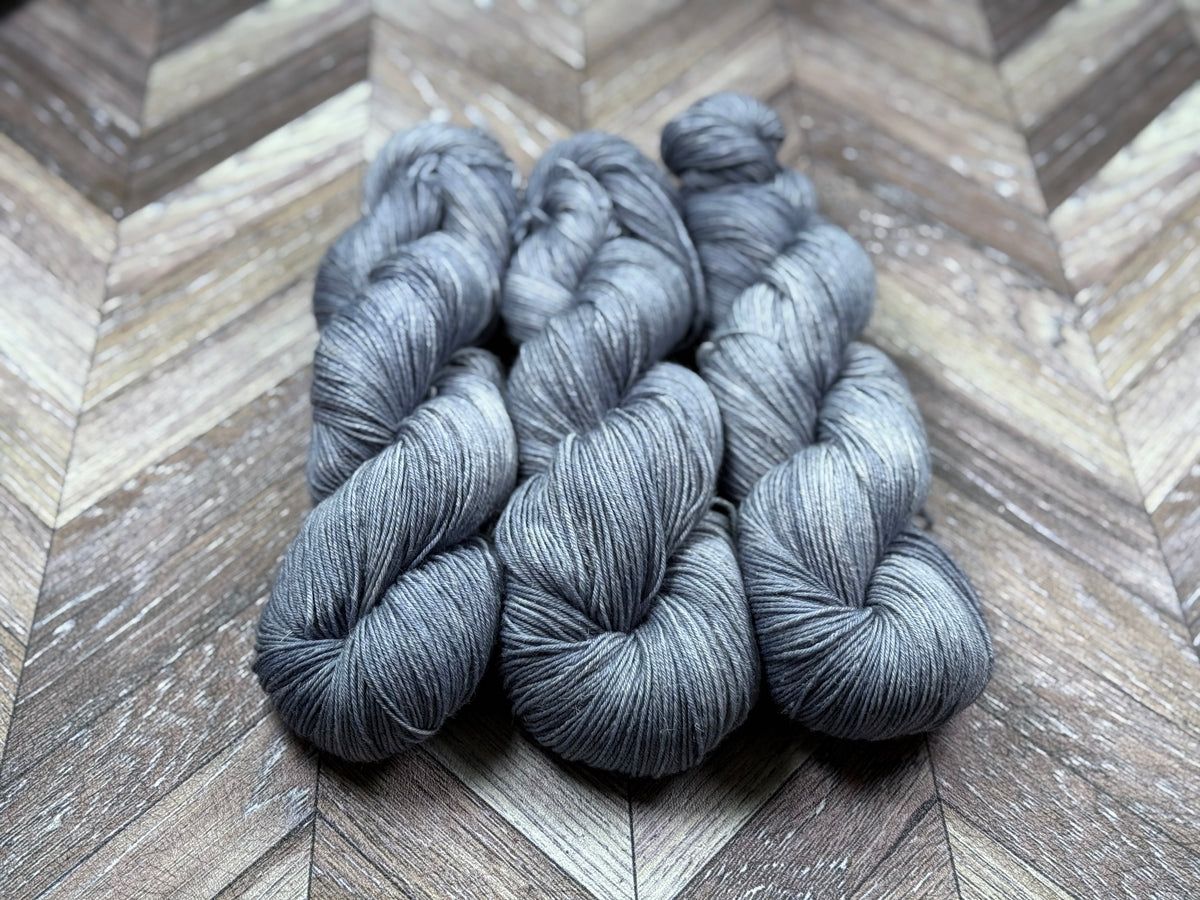 Luxlin Fingering - Seaworn