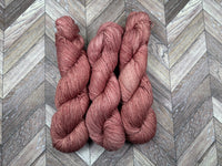 Luxlin Fingering - Low Tide Clay