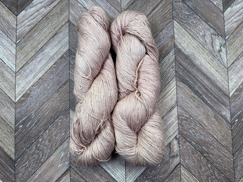 Silken Linen Fingering - Parlour