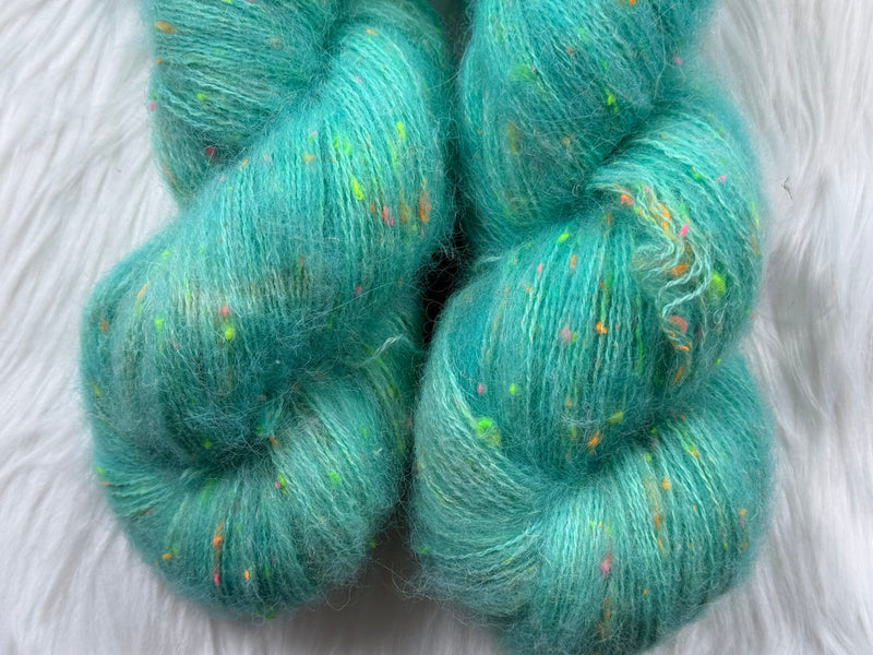 Confetti Fluff - Aqua Queen