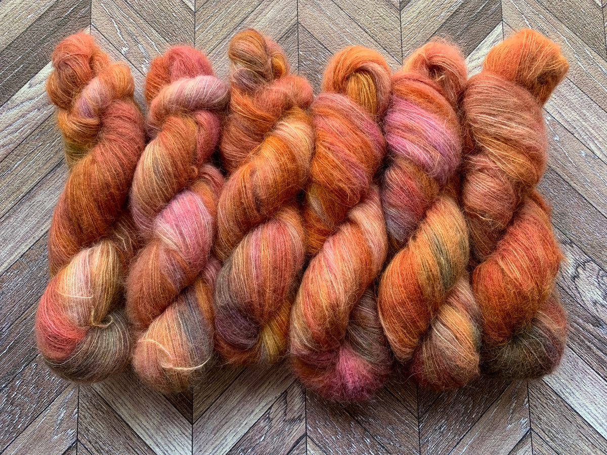 Suri Silk Fluff - Orange Maple