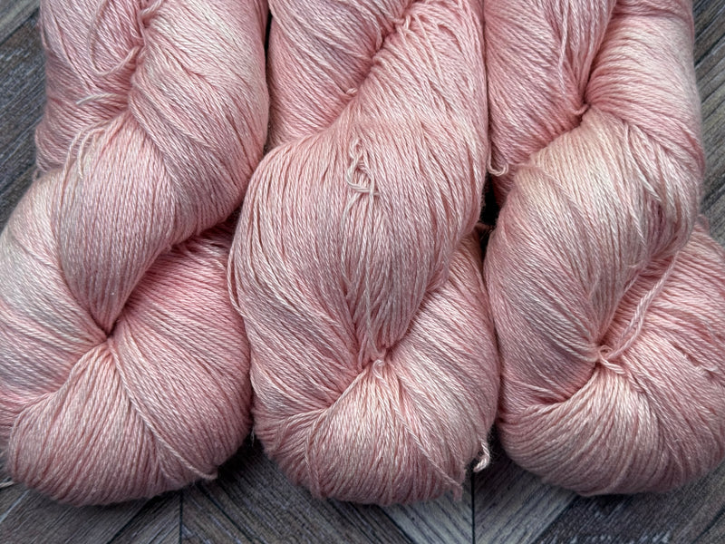 Silken Linen Fingering - Seashell
