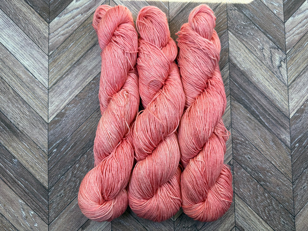 Silken Linen Sport - Coral Current