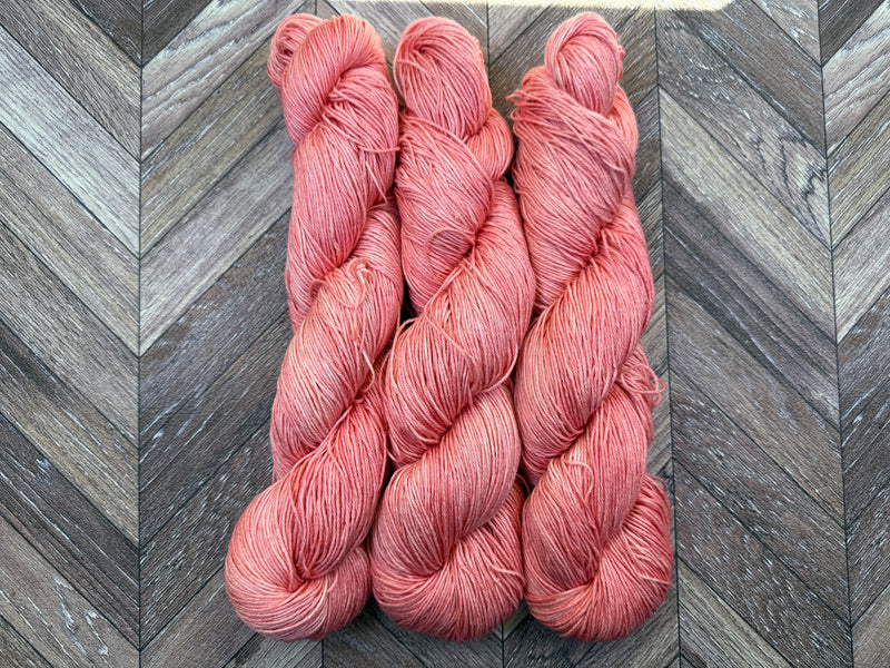 Silken Linen Sport - Coral Comfort
