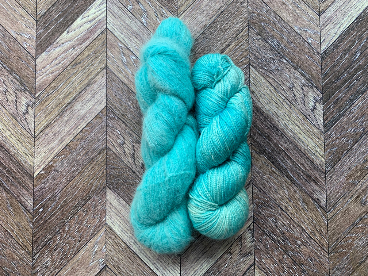 Combo 6824d- Sock Marl and Suri Silk Fluff - 837yds 150g, 2-colour