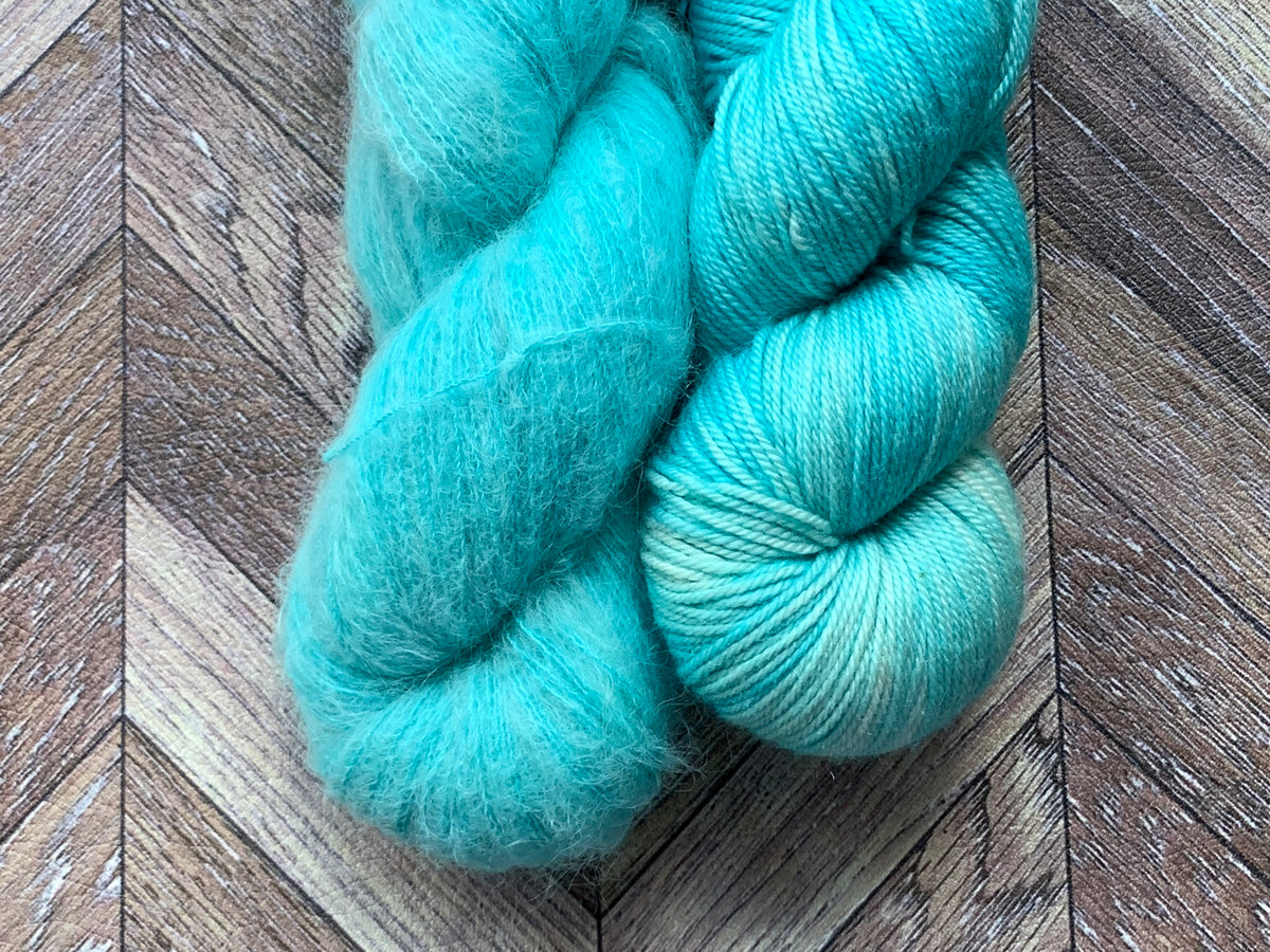 Combo 6824d- Sock Marl and Suri Silk Fluff - 837yds 150g, 2-colour