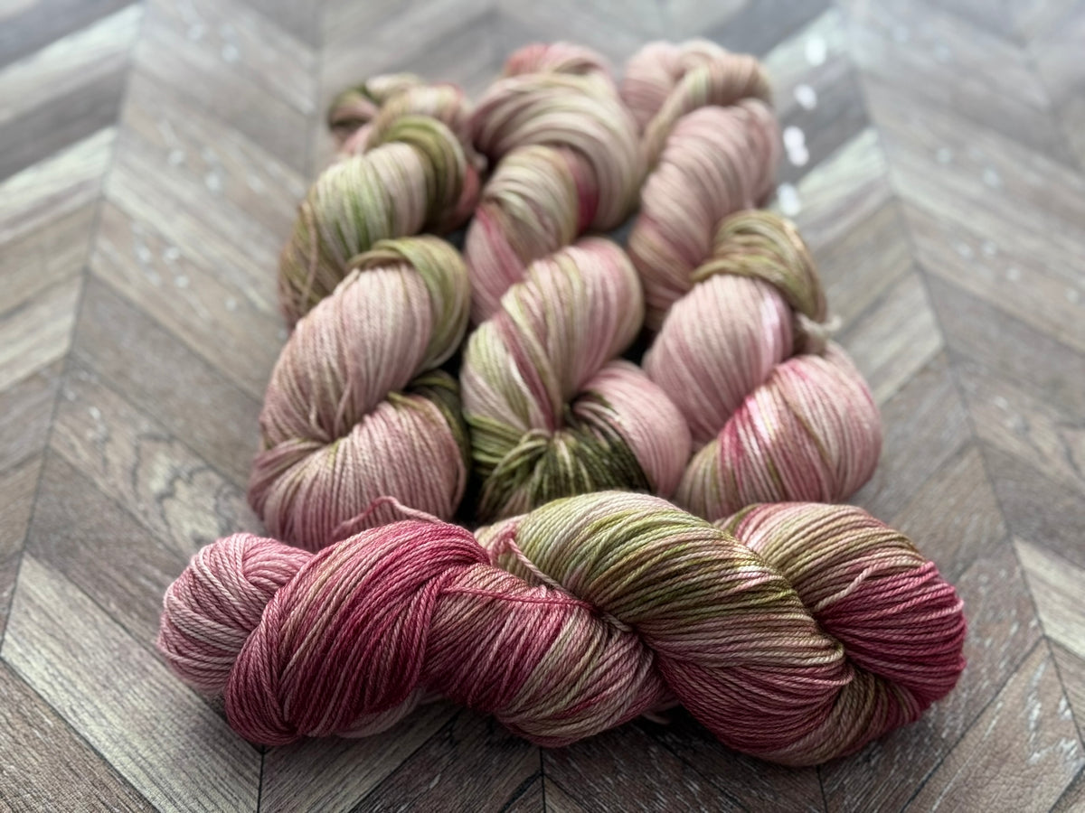 Bamboo Sock - Bride's Bouquet