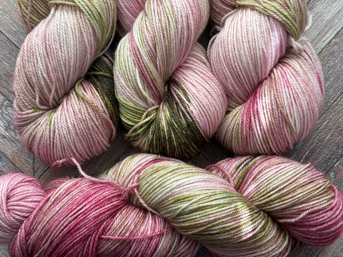 Bamboo Sock - Bride's Bouquet