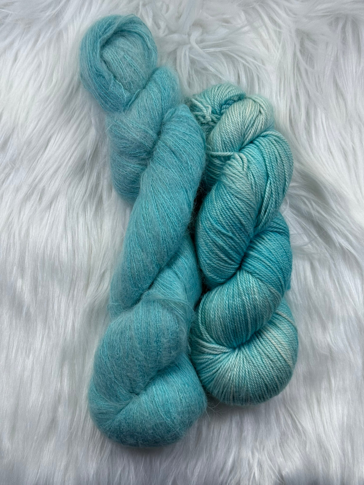 Lift Me Up Mitts Set