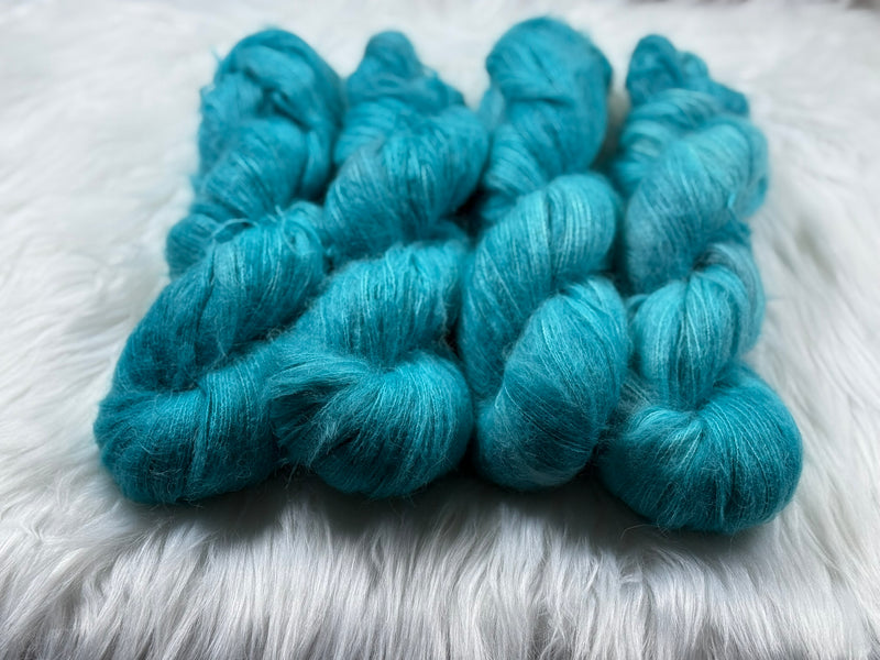 Suri Silk Fluff - Caribbean Mist