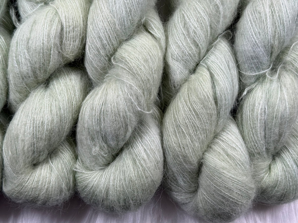 Suri Silk Fluff - Aloe Essence