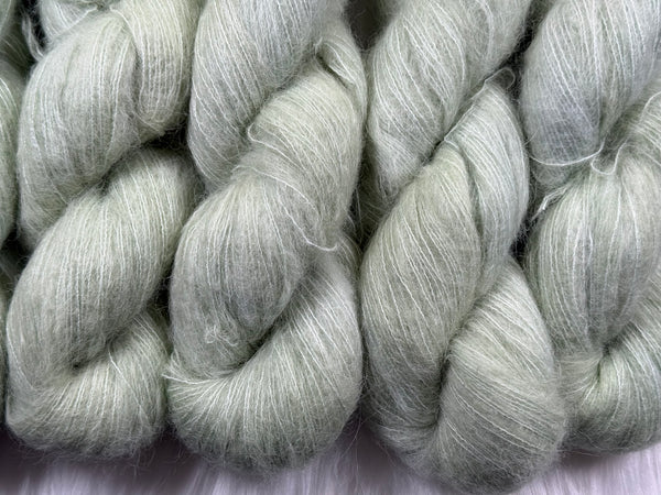 Suri Silk Fluff - Aloe Essence