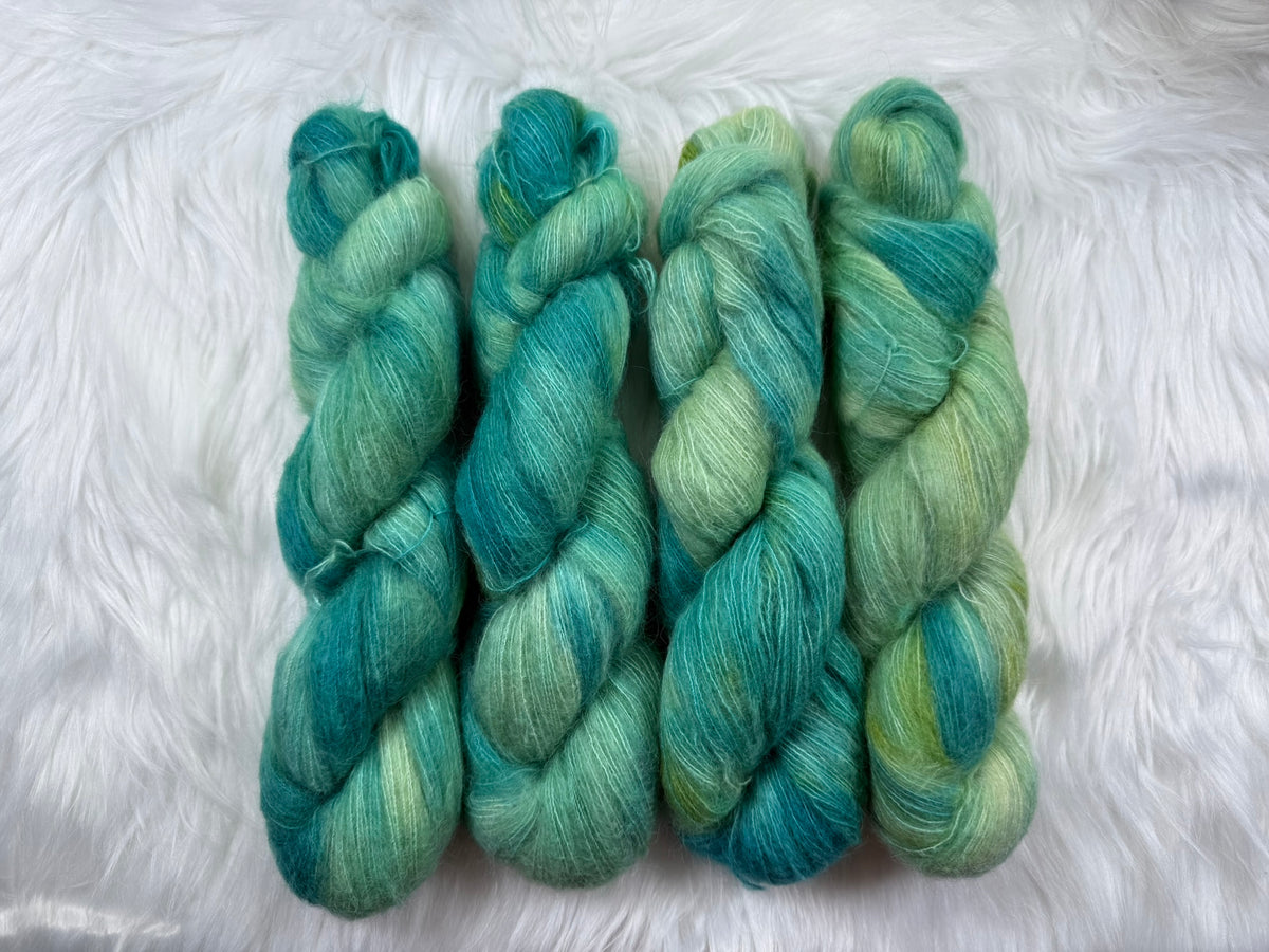 Suri Silk Fluff - Leaf Frog