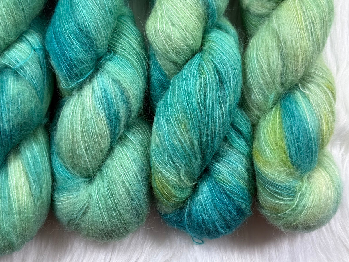 Suri Silk Fluff - Leaf Frog