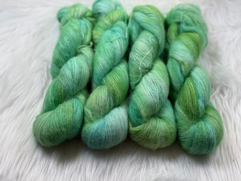 Suri Silk Fluff - Glow Worm